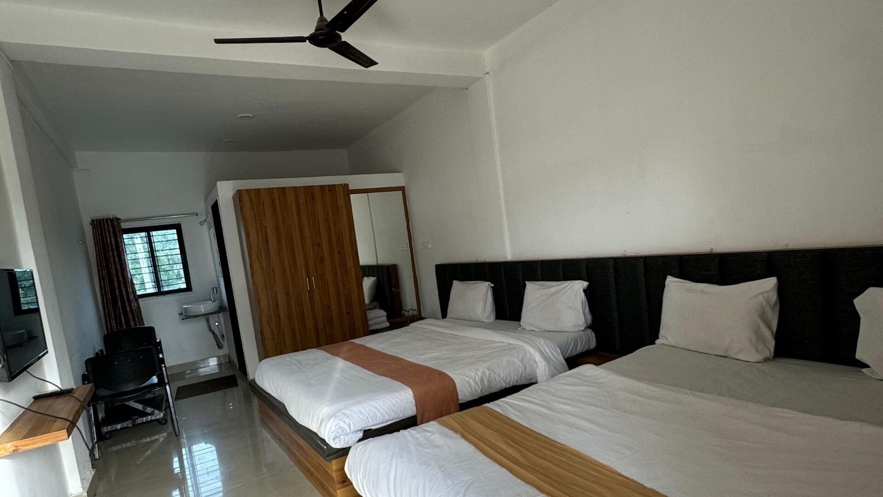 Photo of Bedroom in Rajpipla