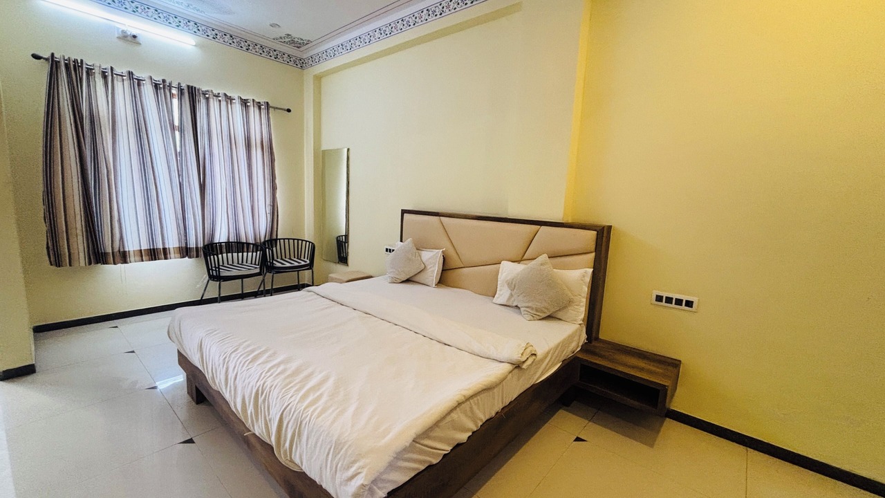 Photo of Bedroom in Nathdwara