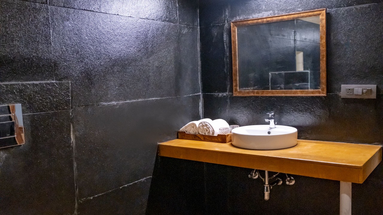 Photo of Bathroom in Talab
