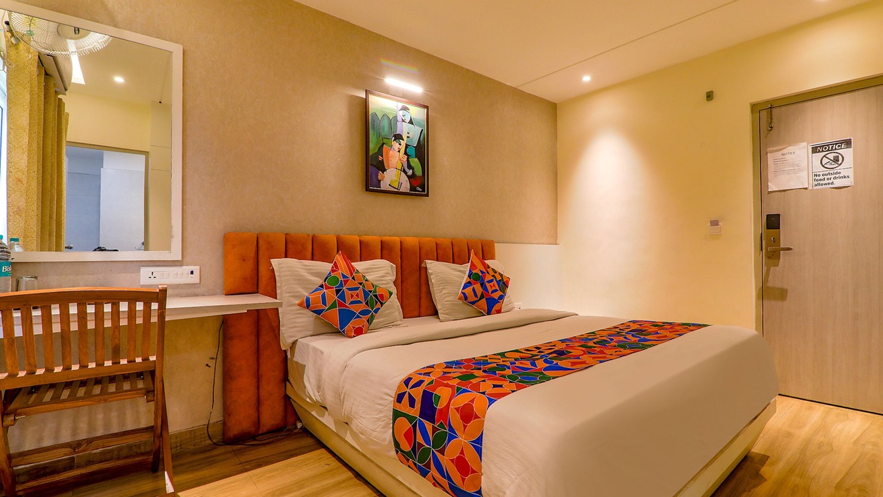Photo of Bedroom in Alambagh