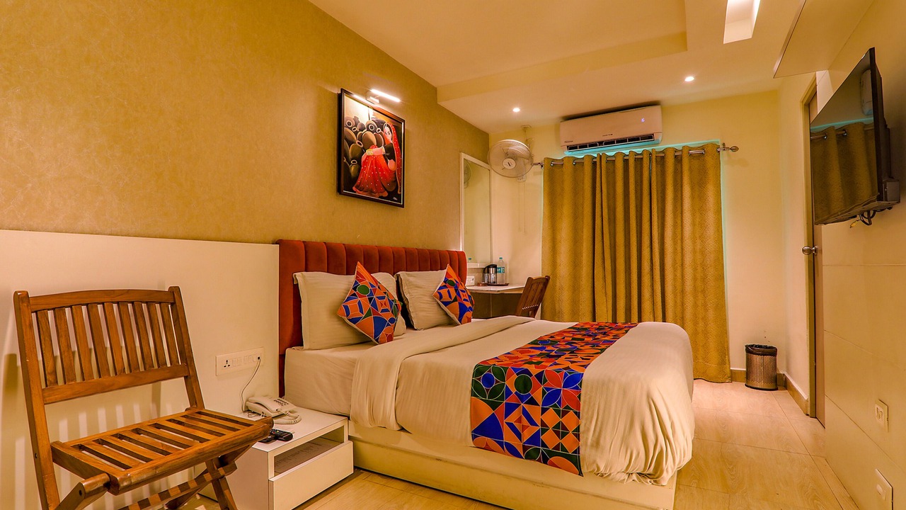 Photo of Bedroom in Alambagh