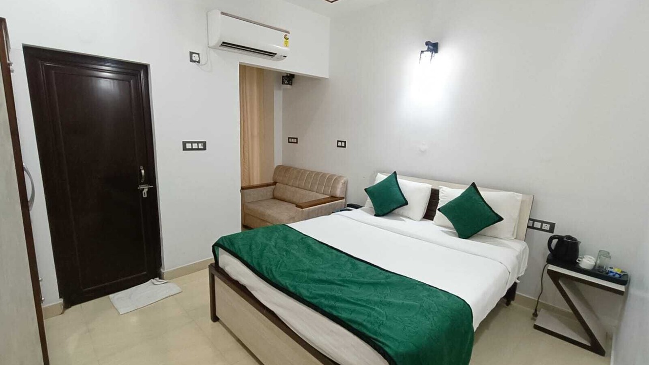 Photo of Bedroom in Civil Lines