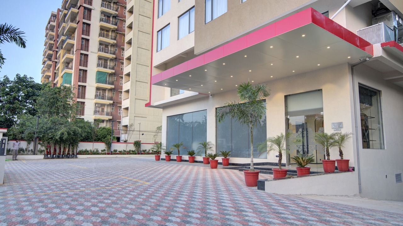 Photo of Outdoor in Tonk Road