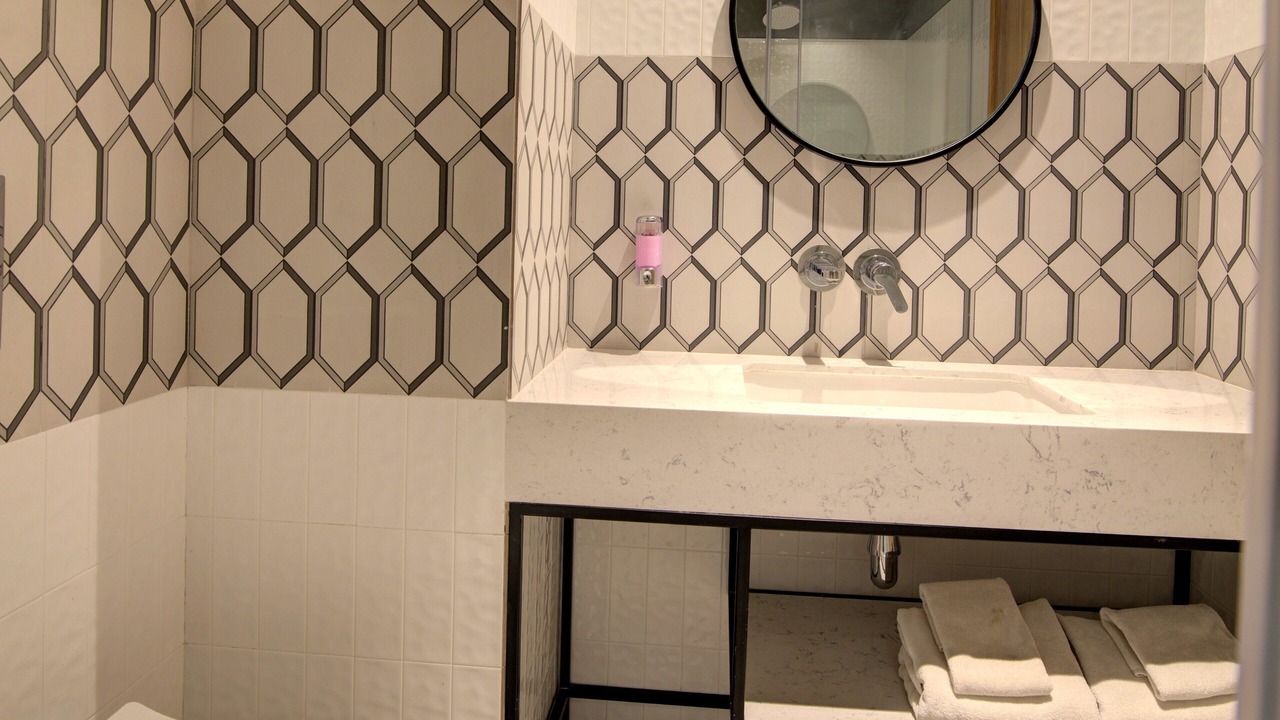 Photo of Bathroom in Tonk Road