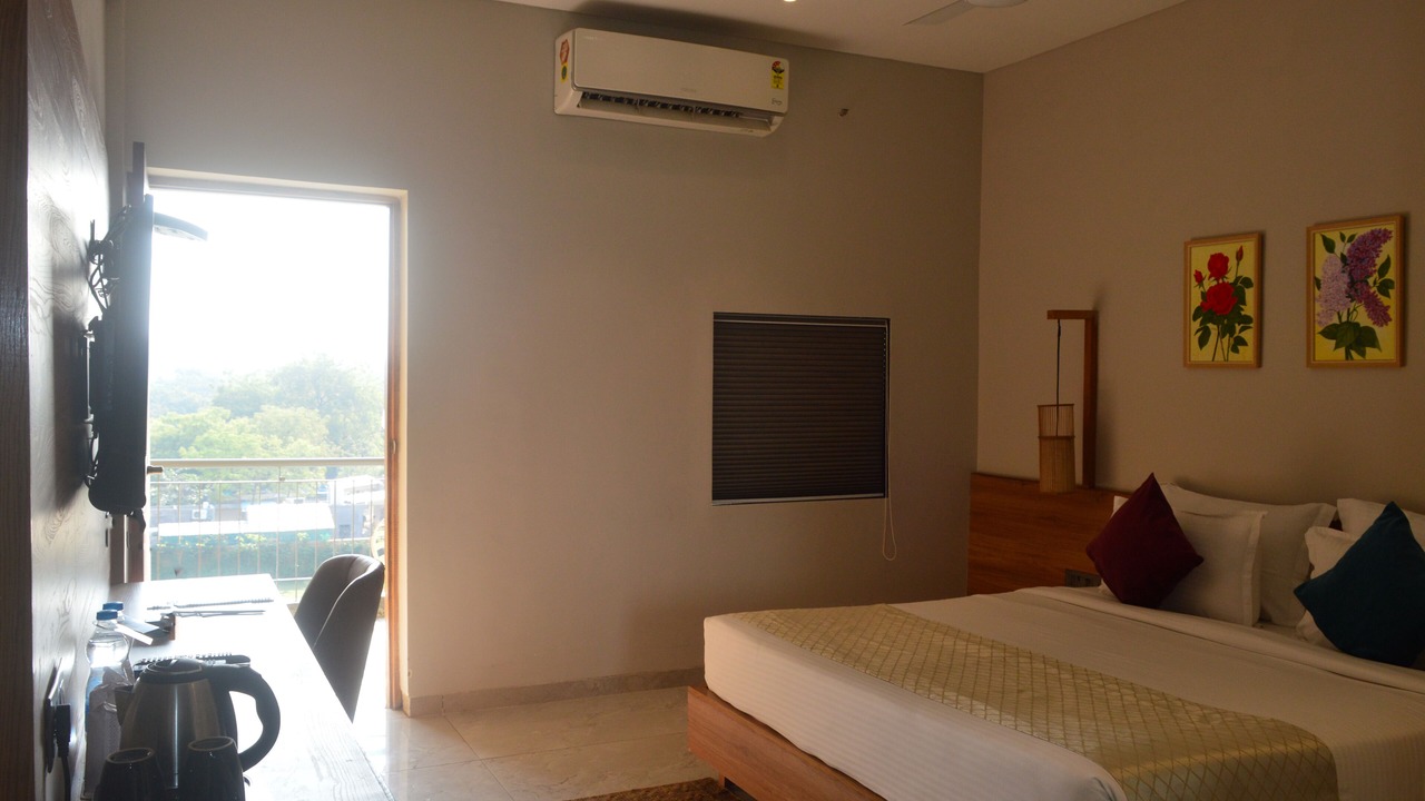 Photo of Bedroom in Gandhinagar