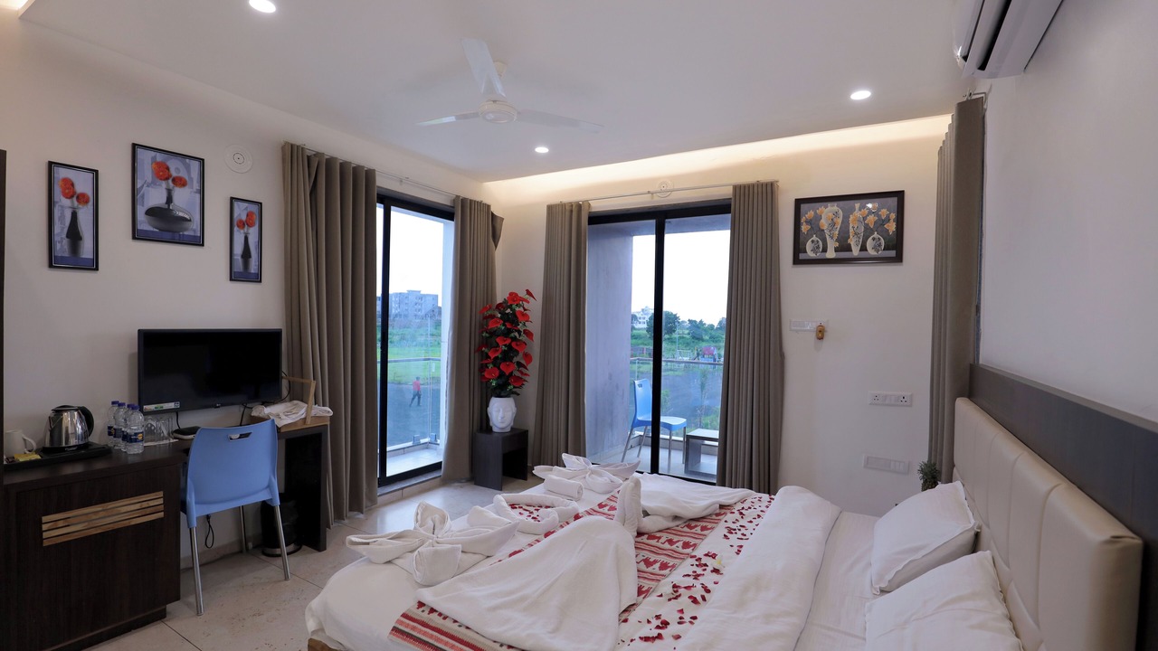 Photo of Bedroom in Rajpipla