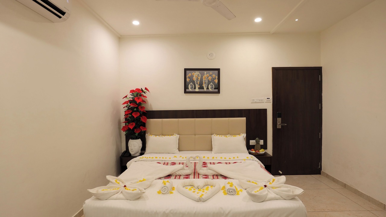 Photo of Bedroom in Rajpipla