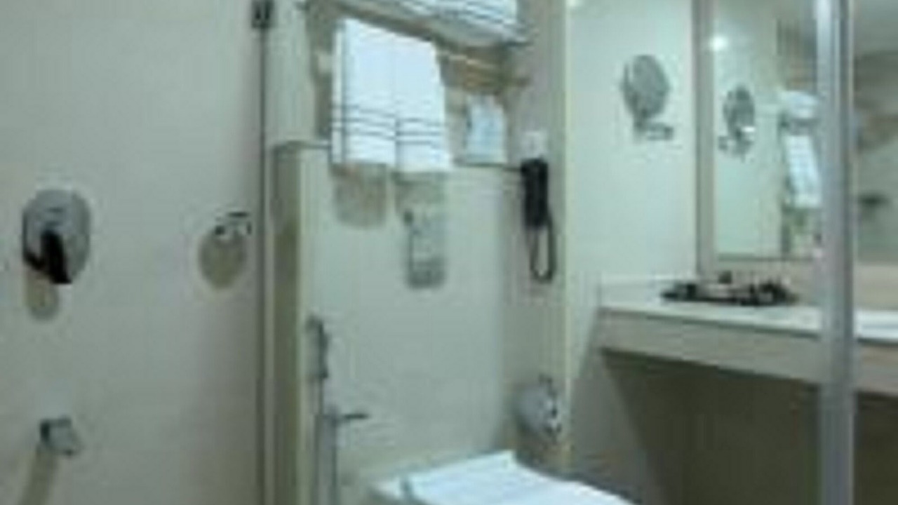 Photo of Bathroom in Maradu