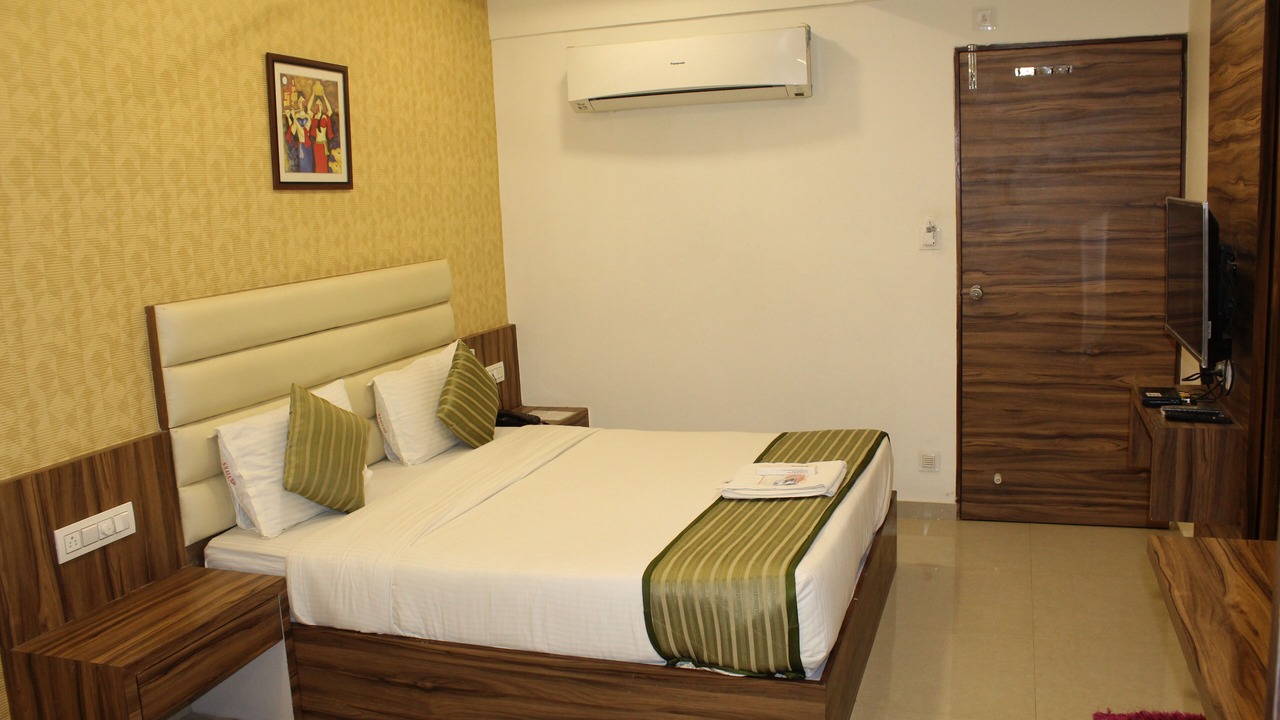 Photo of Bedroom in Gandhinagar