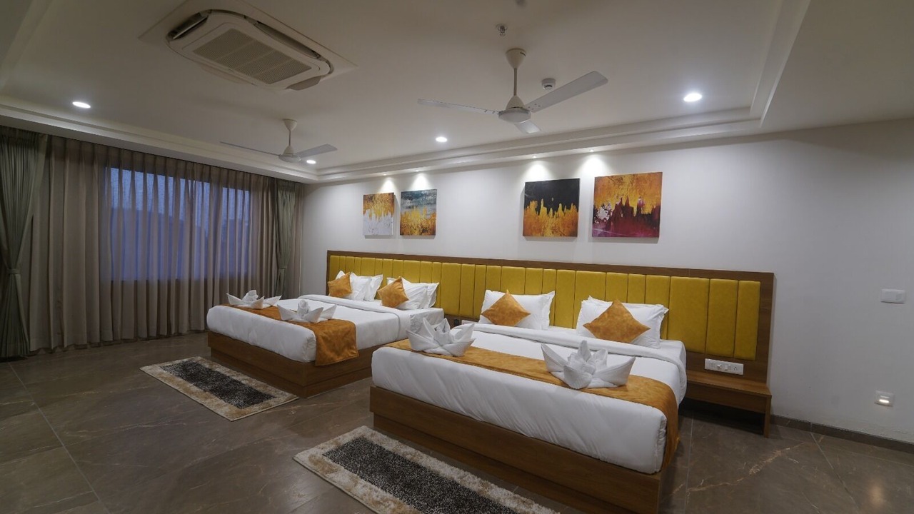 Photo of Bedroom in Rajpipla