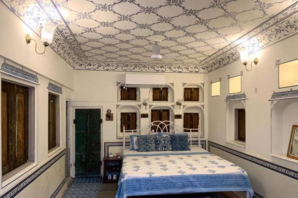 Photo of Bedroom in Pink City