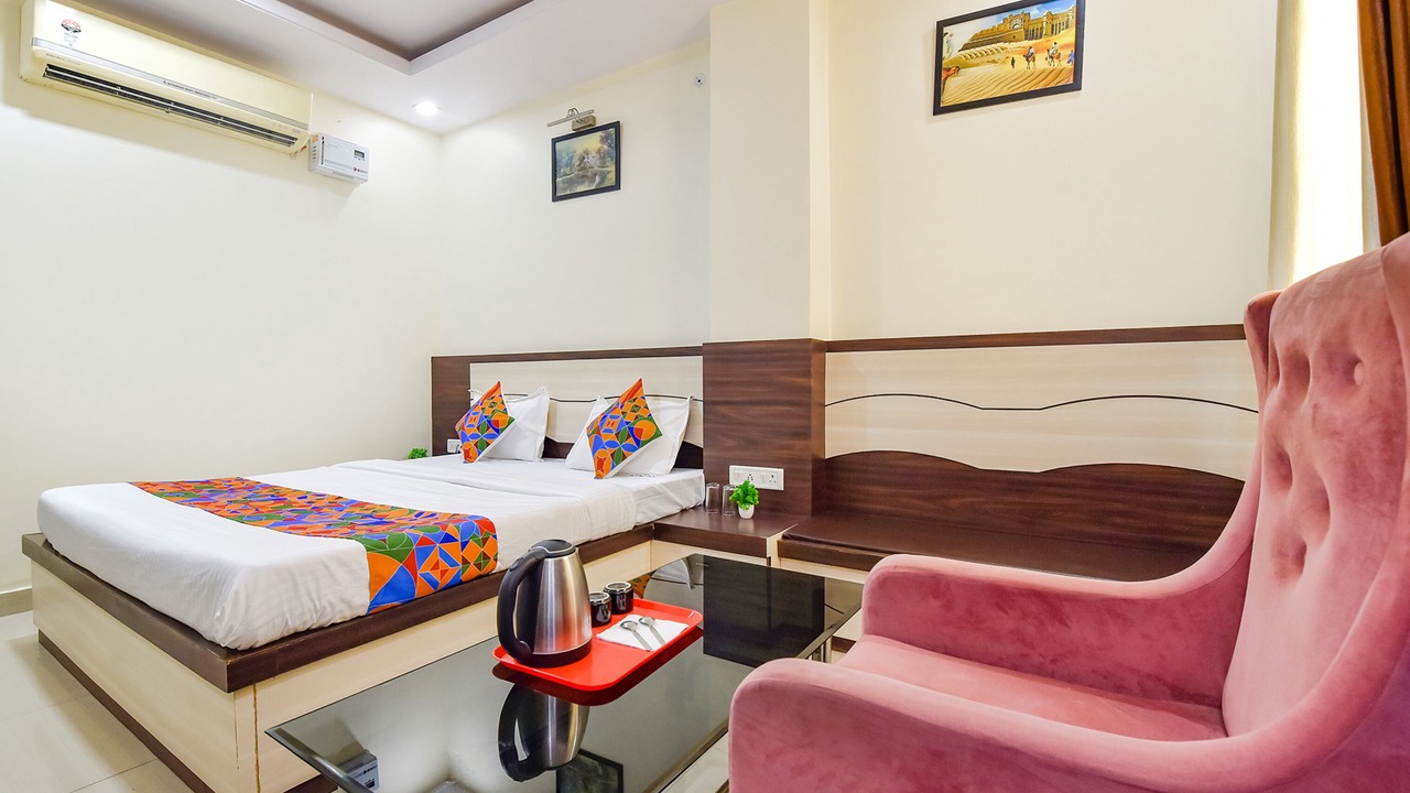 Photo of Bedroom in Raja Park