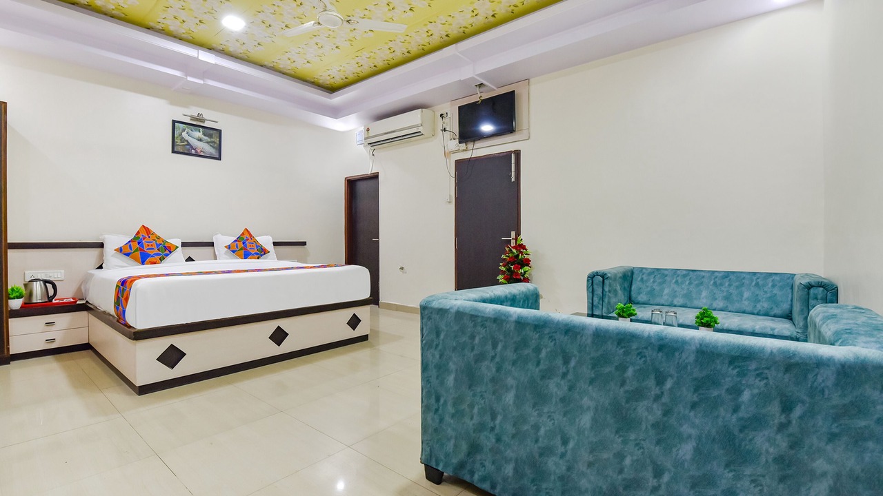Photo of Bedroom in Raja Park