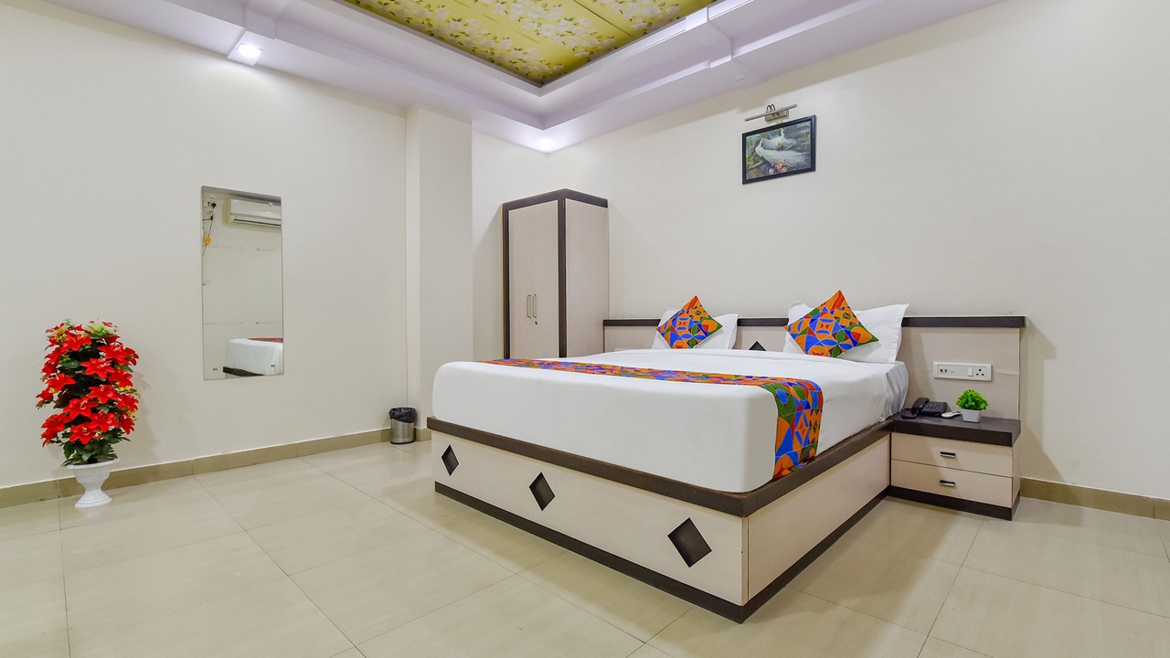 Photo of Bedroom in Raja Park
