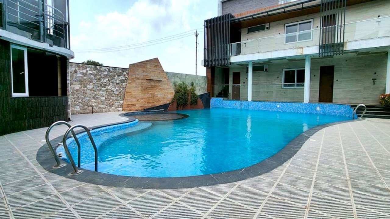 Photo of Outdoor in Rau