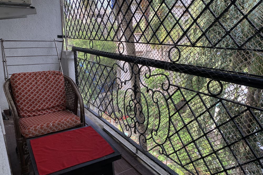 Photo of Outdoor in Prabhadevi