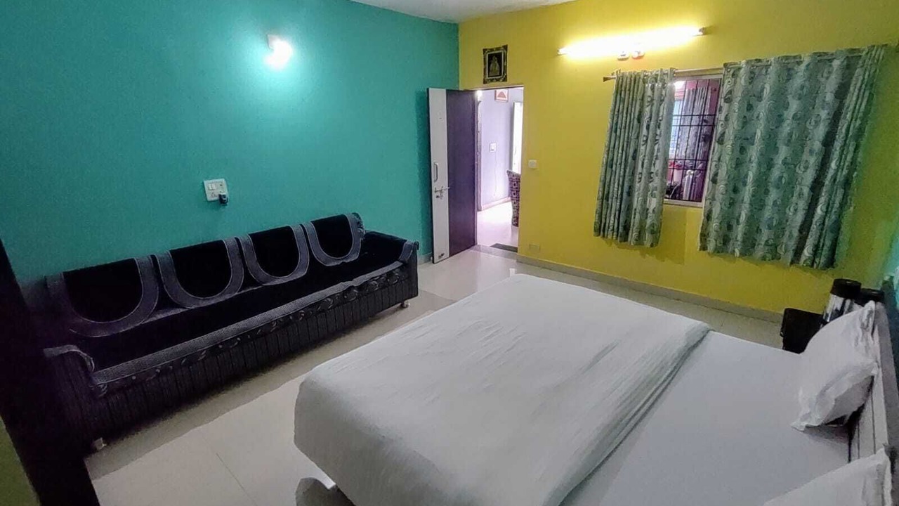 Photo of Bedroom in Mount Abu