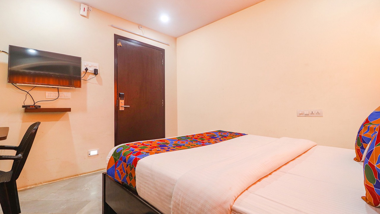 Photo of Bedroom in MVP Colony