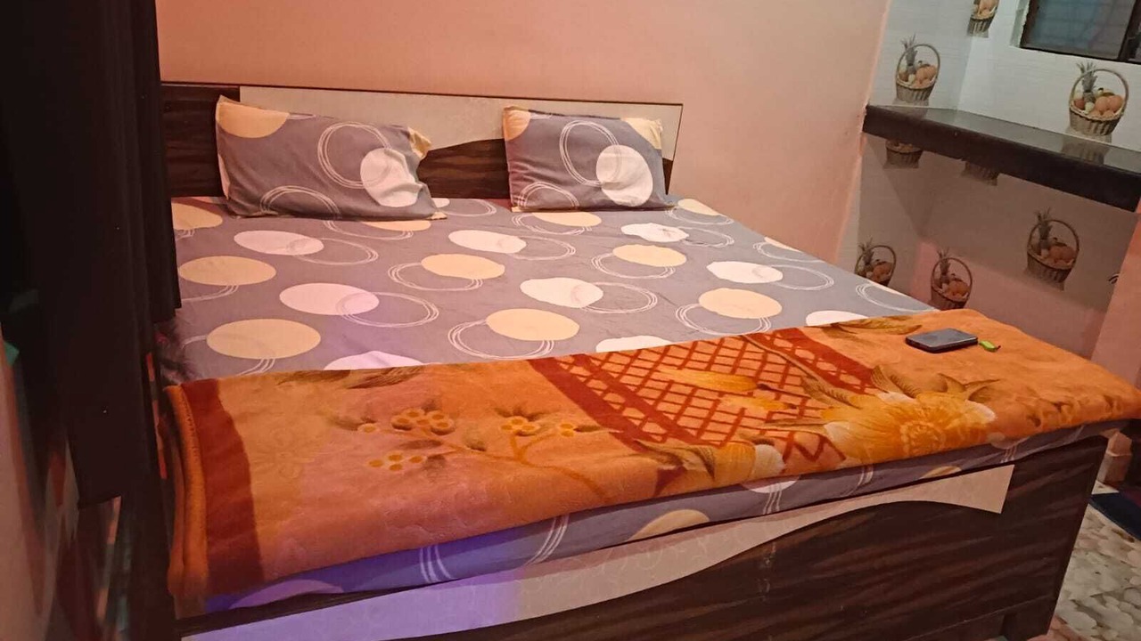 Photo of Bedroom in Naini