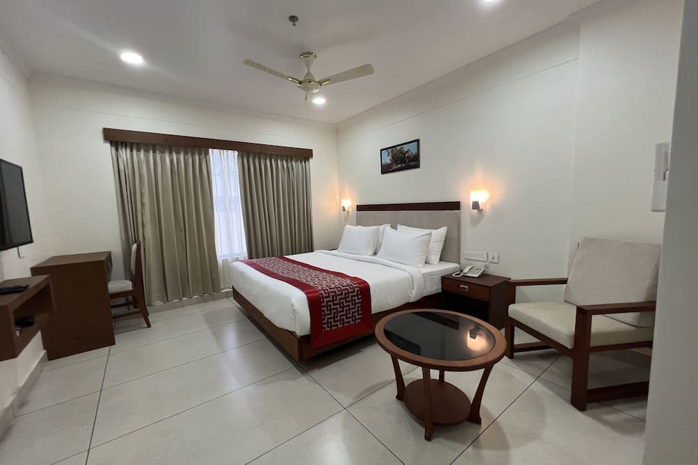 Photo of Bedroom in Thampanoor