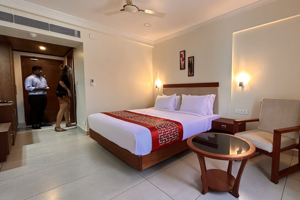 Photo of Bedroom in Thampanoor