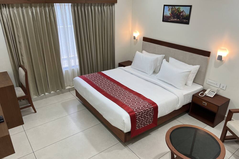 Photo of Bedroom in Thampanoor