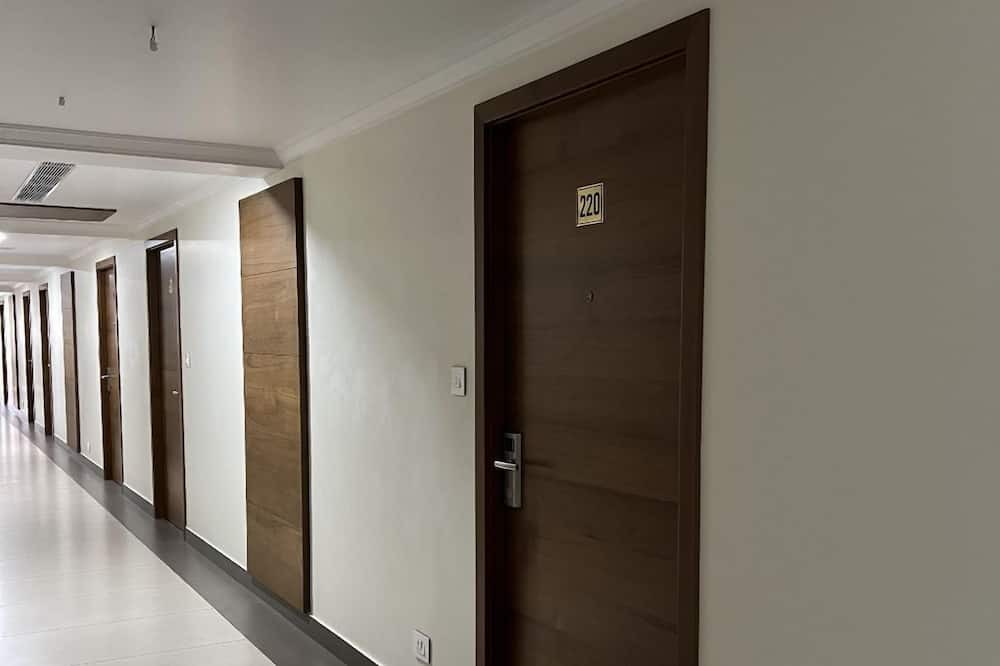Photo of Bedroom in Thampanoor