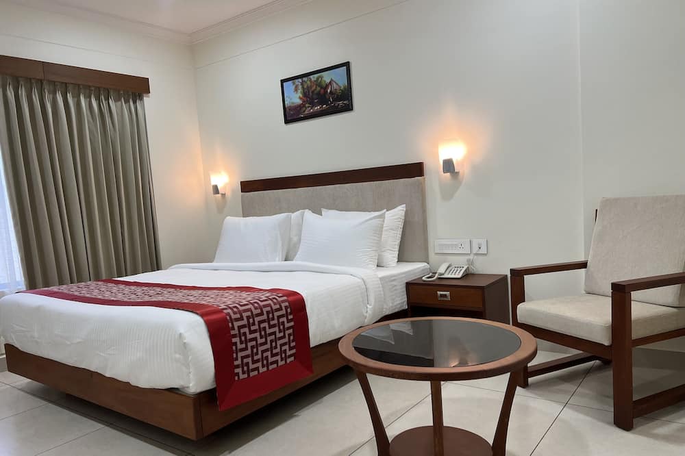 Photo of Bedroom in Thampanoor