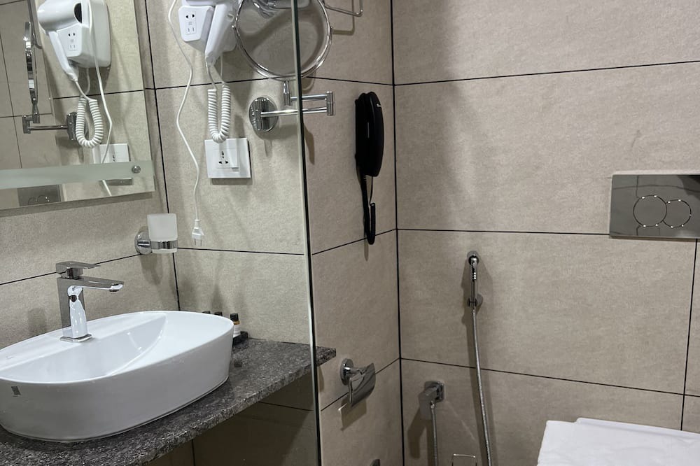 Photo of Bathroom in Thampanoor