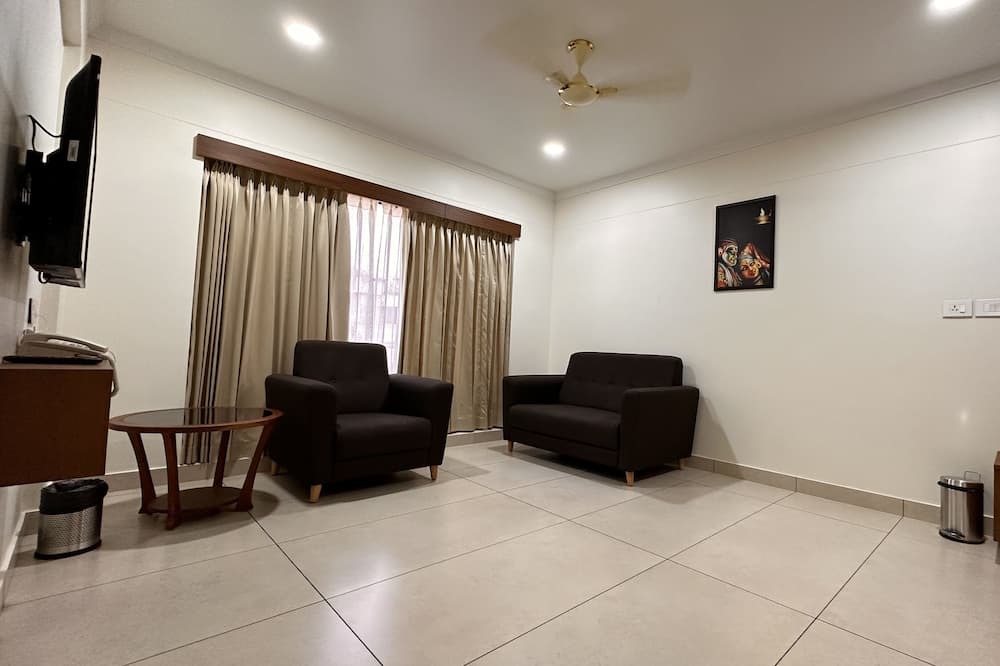 Photo of Livingroom in Thampanoor