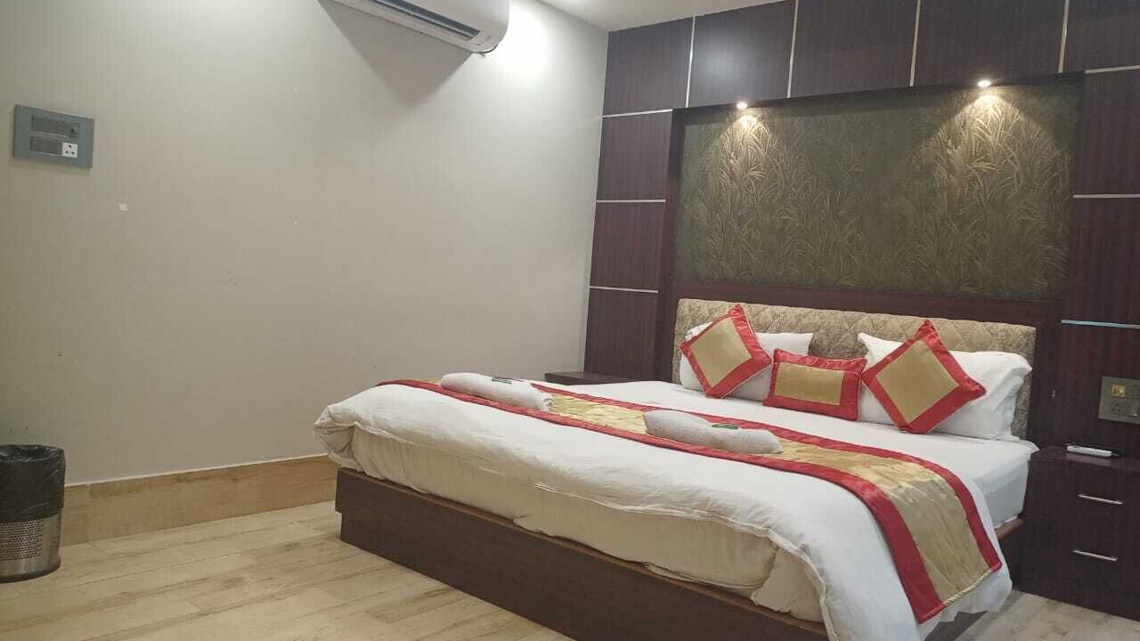 Photo of Bedroom in Gauripur