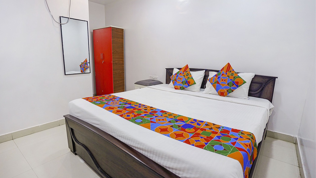 Photo of Bedroom in Royapettah