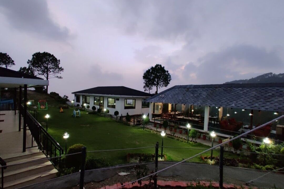 Photo of Outdoor in Lansdowne
