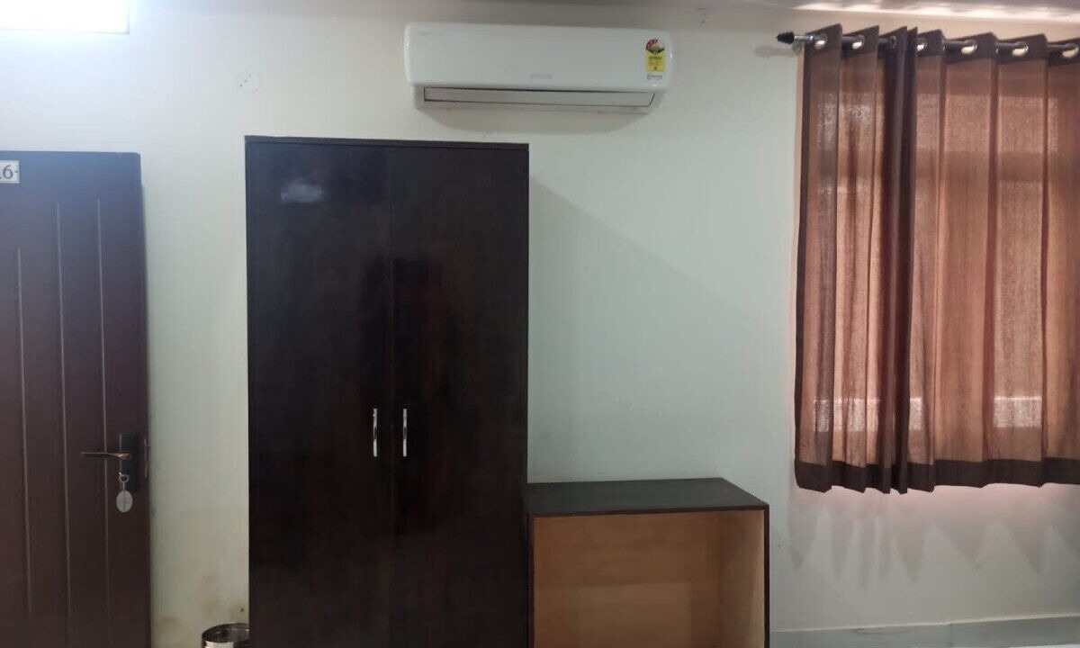 Photo of Bedroom in Kirtinagar