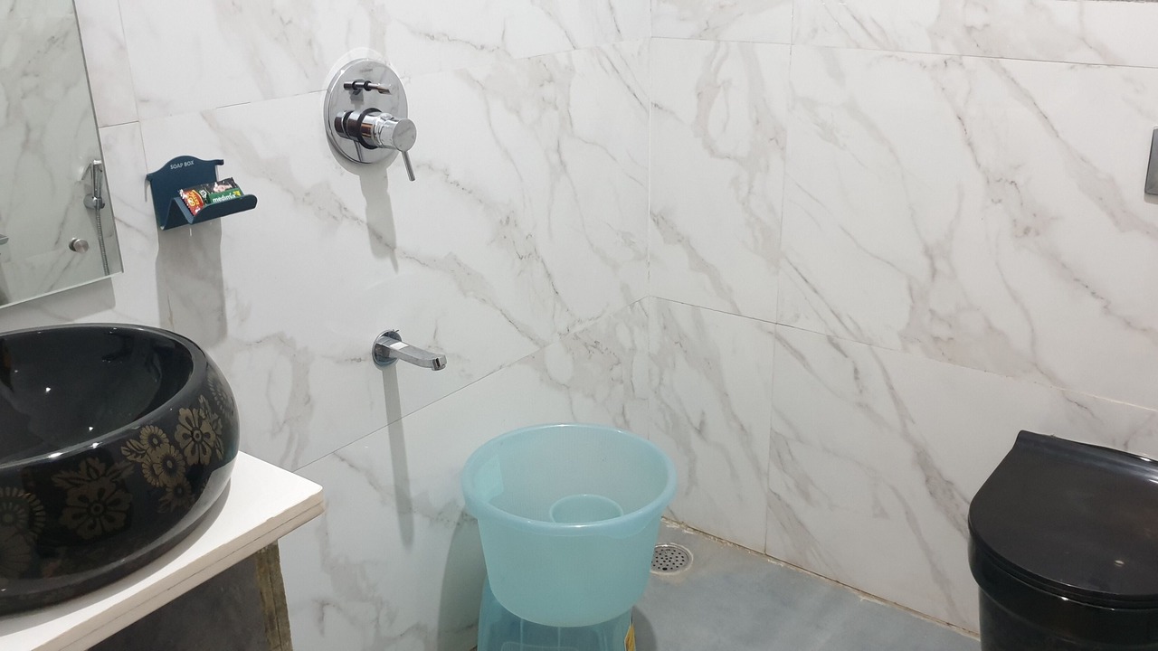 Photo of Bathroom in Lansdowne