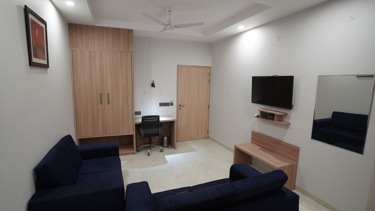 Photo of Bedroom in Tonk Road