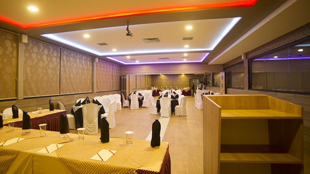 Photo of Others in Anand