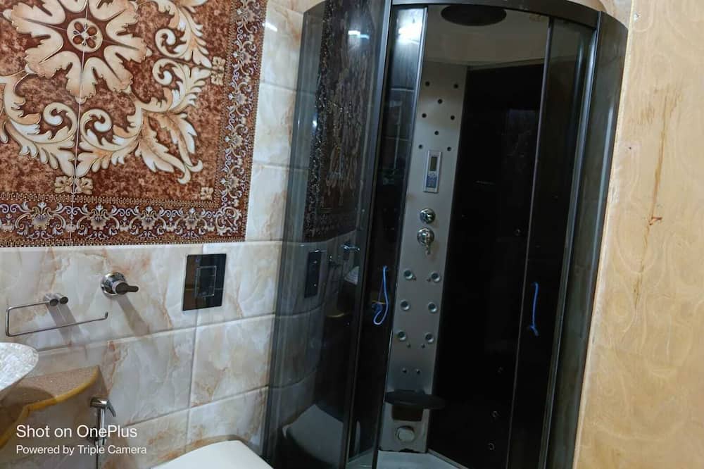 Photo of Bathroom in Pashim Vihar