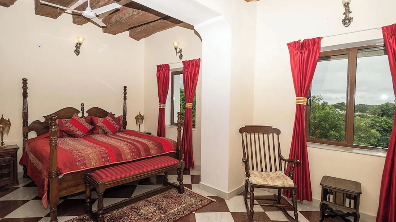 Photo of Bedroom in Bhinai