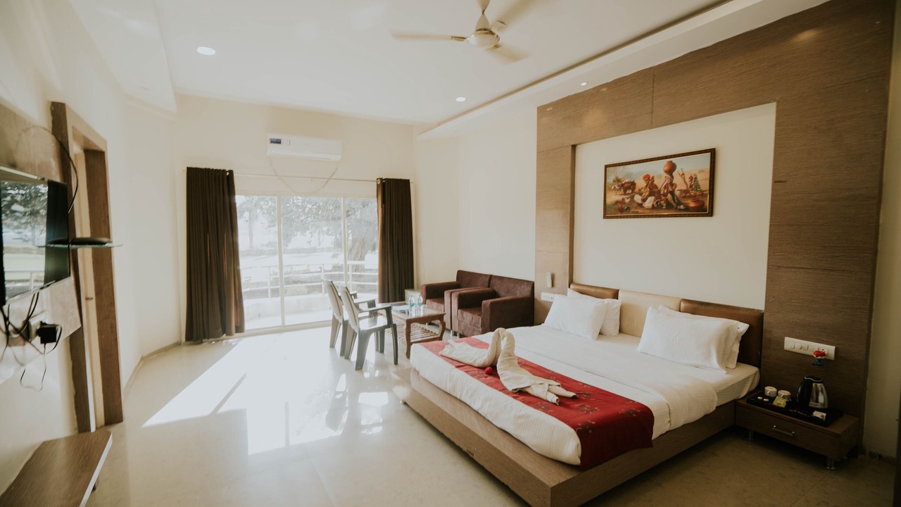 Photo of Bedroom in Mandav