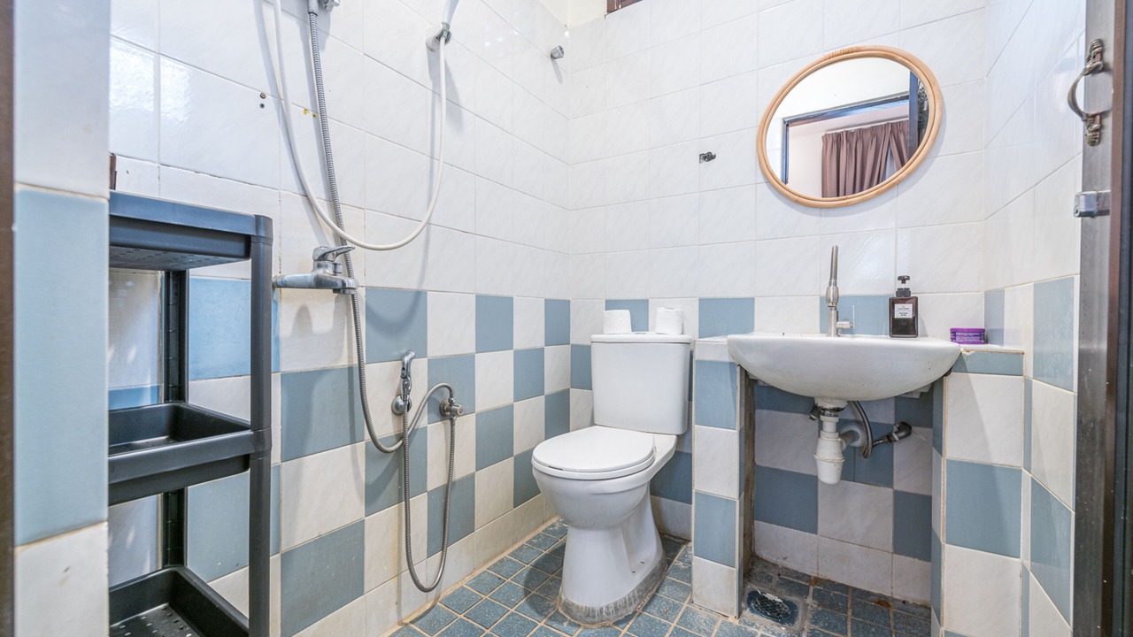 Photo of Bathroom in Kampung Datuk Keramat