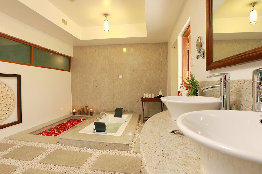 Photo of Bathroom in Mararikkulam North