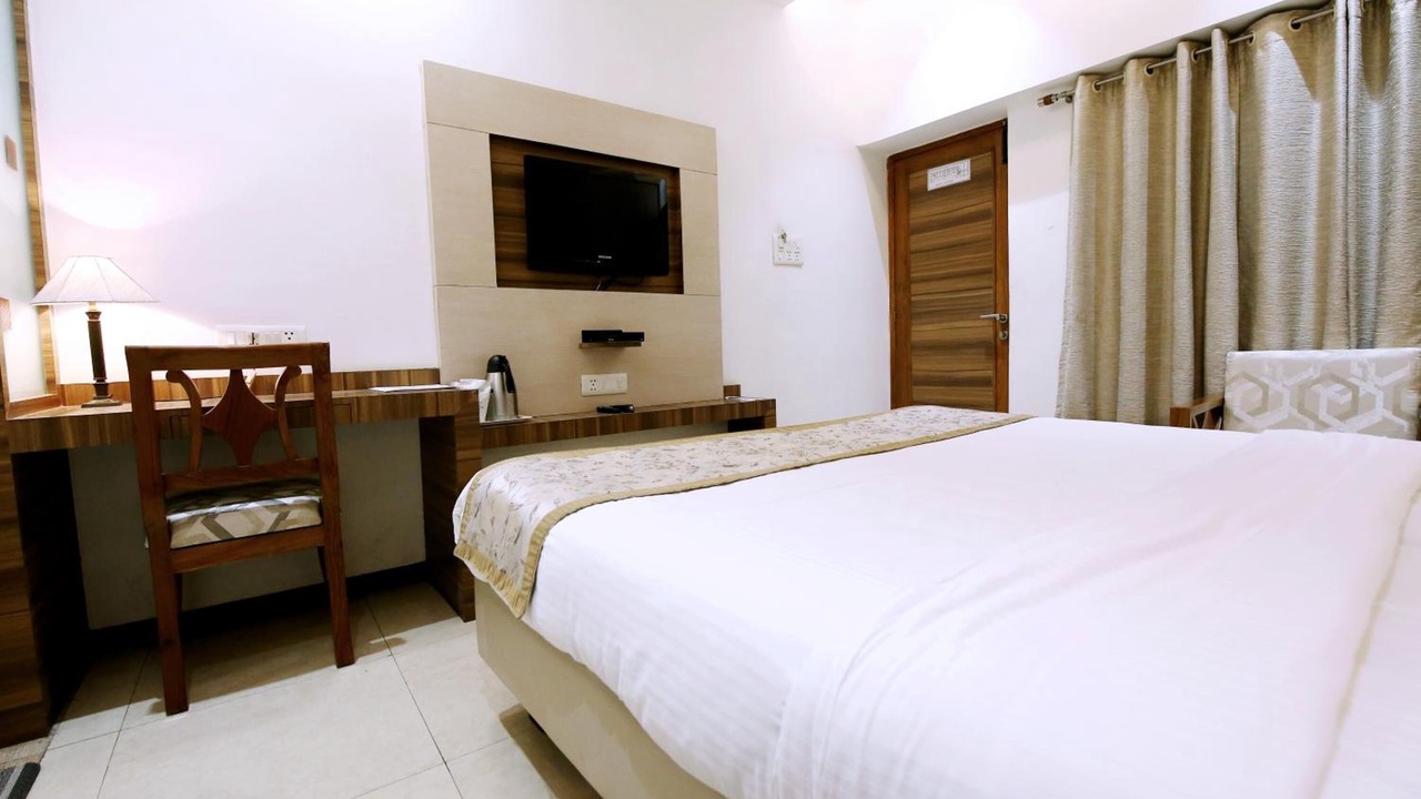 Photo of Bedroom in Civil Lines