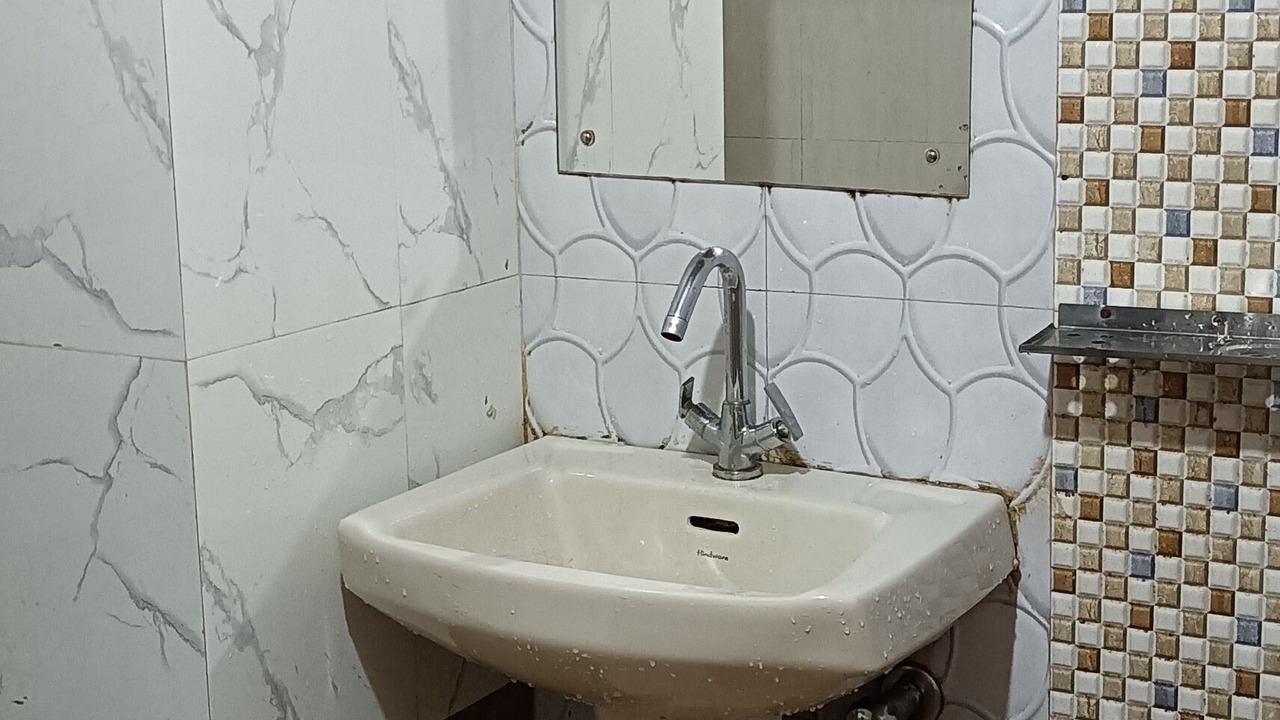 Photo of Bedroom in Police Bazar