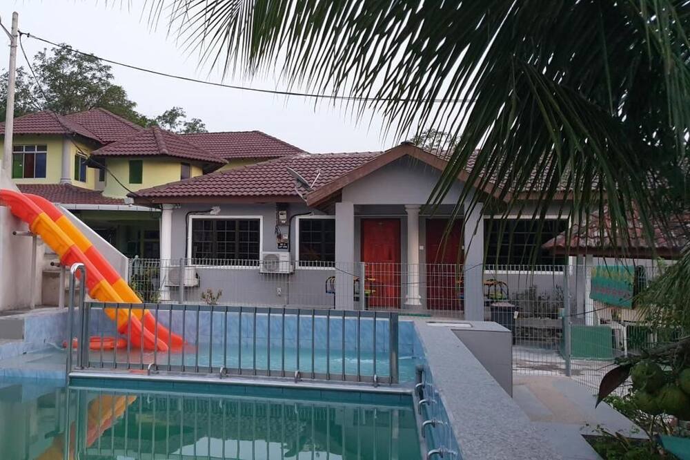 Photo of Outdoor in Merbau Sempak
