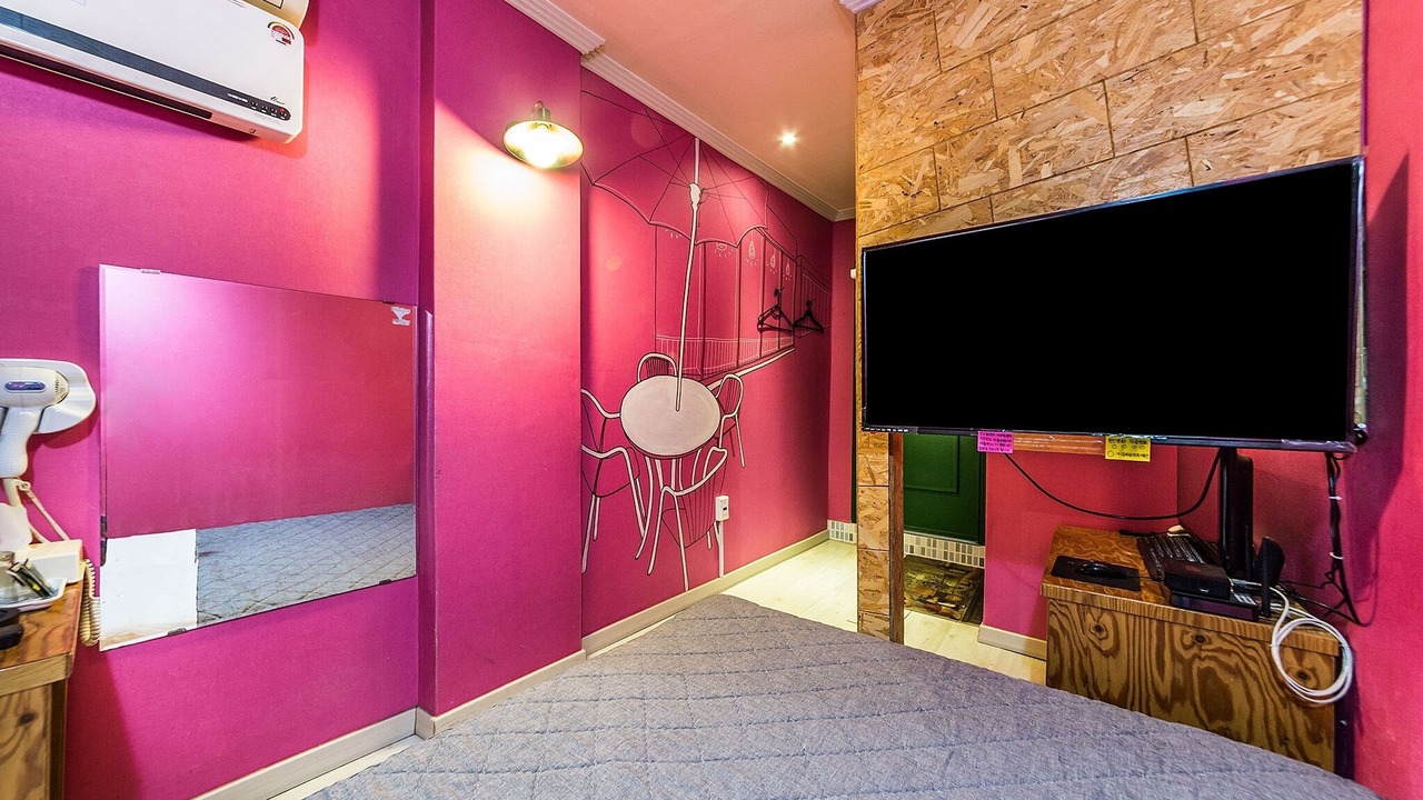 Photo of Bedroom in Cheonho-dong