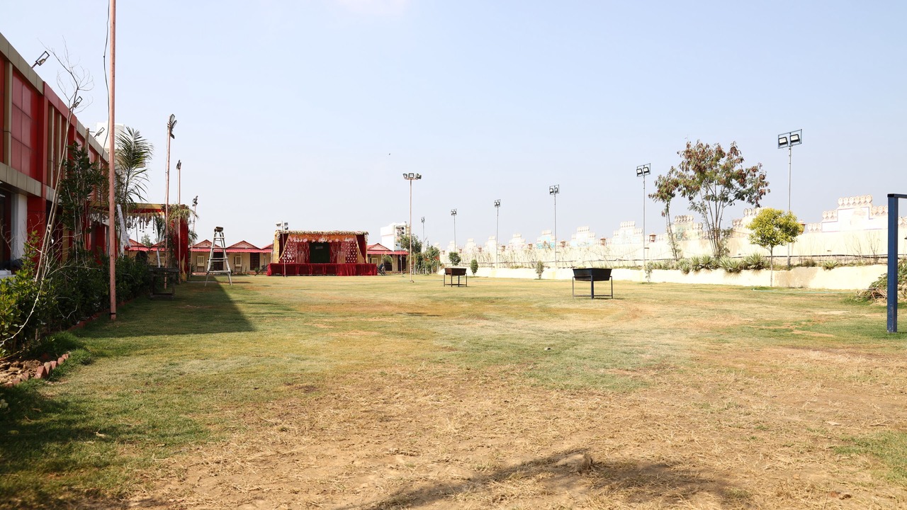 Photo of Outdoor in Tonk Road