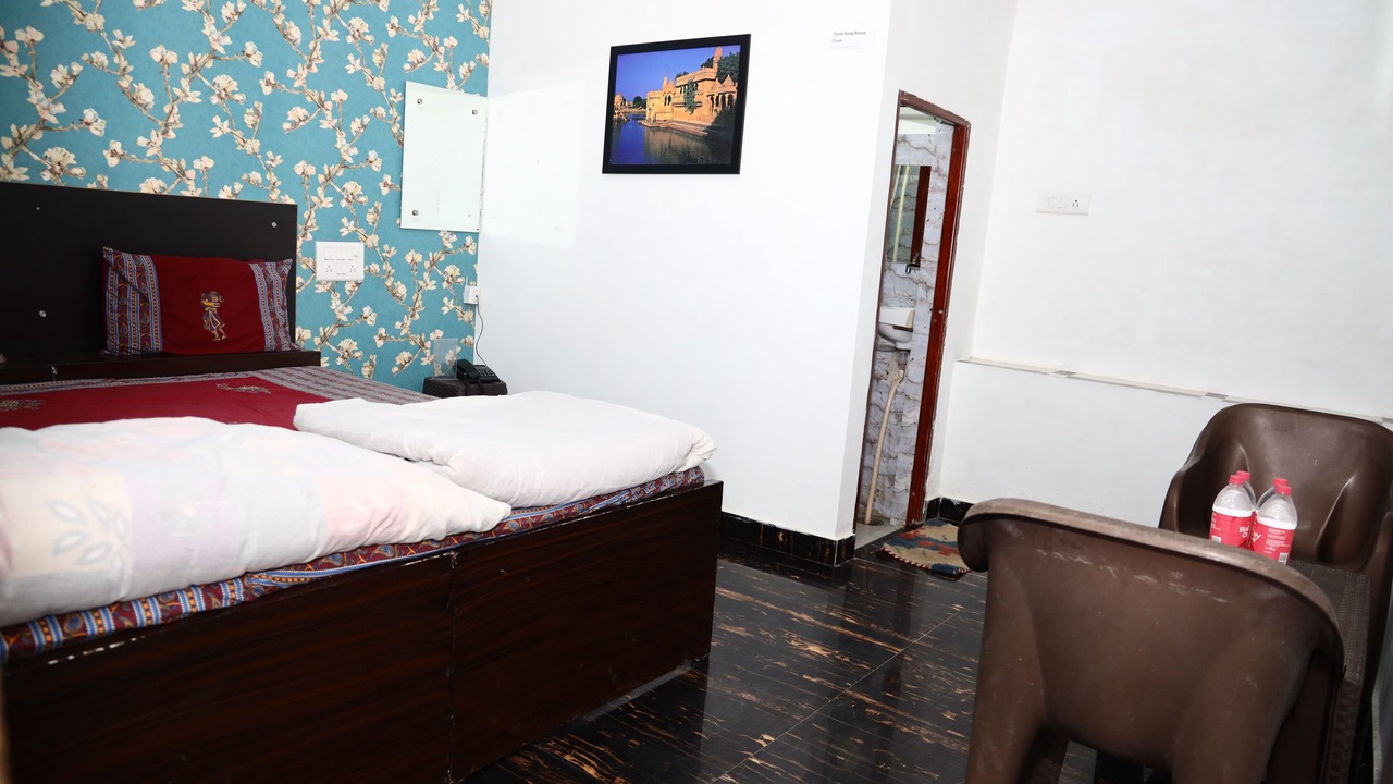 Photo of Bedroom in Tonk Road