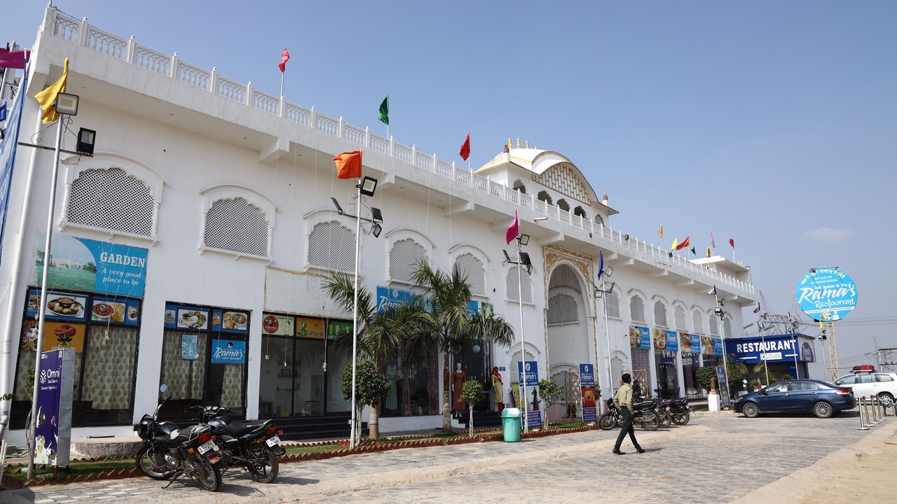 Photo of Outdoor in Tonk Road