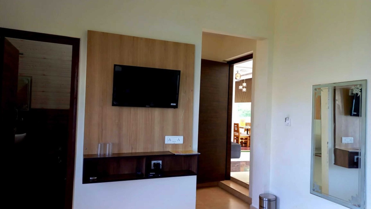 Photo of Bedroom in Lansdowne